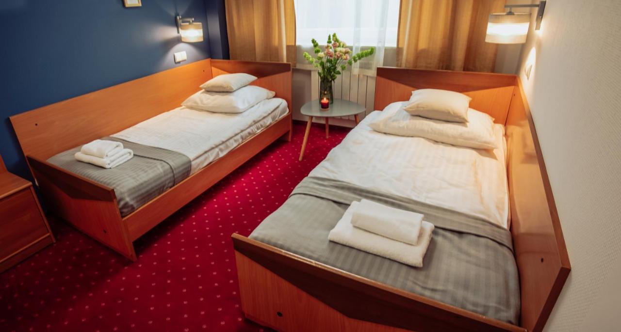 Hotel Albatros Пшемишъл Екстериор снимка